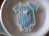 blue and pink striped gender reveal cookies by 23sweets.com with gender reveal colour inside