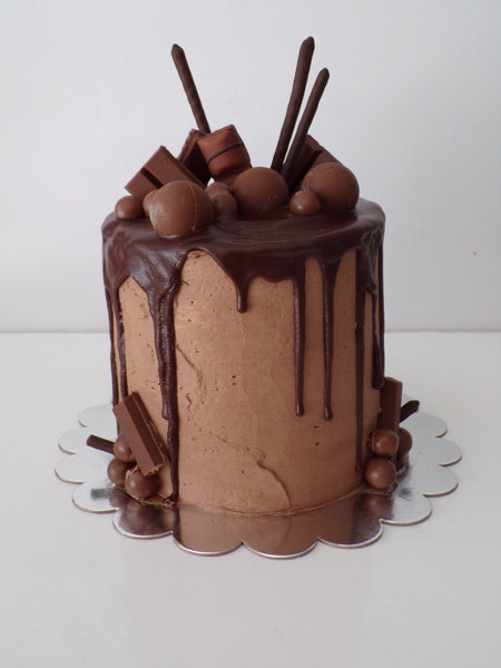 2 custom cakes for Jill pick up winchester