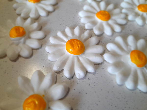 DAISIES, approx 2 inch diameter, ROYAL  pink centers, ICING DAISY FLOWERS for cakes, cupcakes or cookies, 1 dozen.