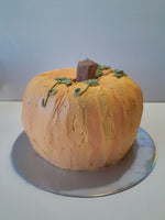 PUMPKIN SHAPED CAKE