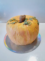 PUMPKIN SHAPED CAKE