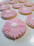 decorated daisy sugar cookies, pink daisy cookies 23sweets.com