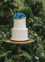 Wedding cake, 2 tier WEDDING CAKE 8"/6"round tiers