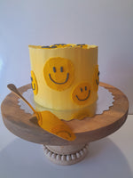 Happy smile cake by 23sweets.com