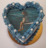 Heart cake 6” Cake with buttercream frosting in heart shape