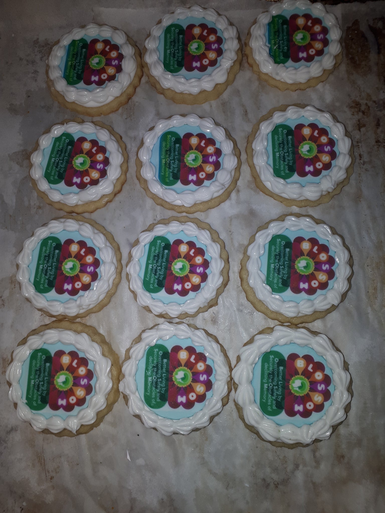 Swiftie cookies 🎶 #cookiesbychelsea #cookiedecorating #homebaker